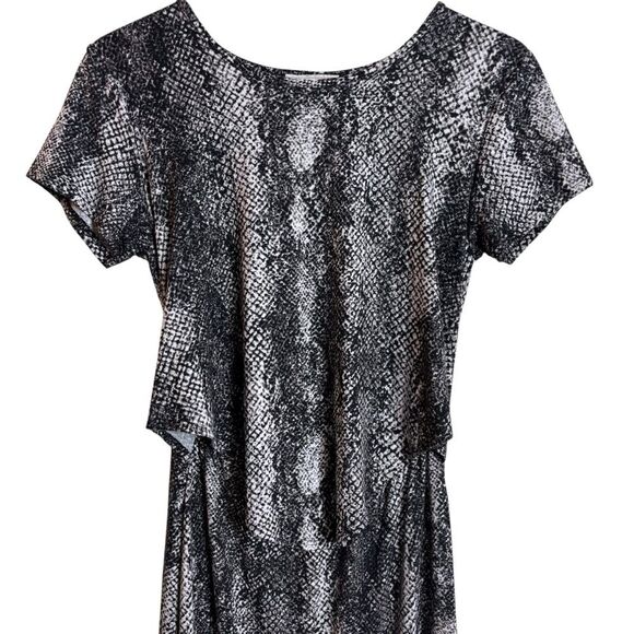 TMG New York Soft Fabric Snake Print Midi Dress S/M Post Pregnancy Nursing Mom - Picture 2 of 9